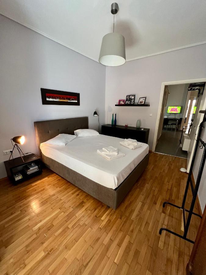Central Kalamata Cozy Apartment Esterno foto