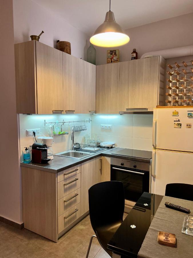 Central Kalamata Cozy Apartment Esterno foto